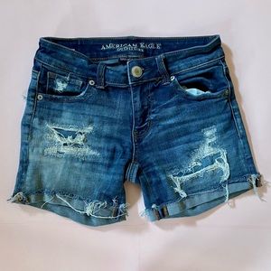 American Eagle Super Super STRETCH MIDI Shorts Size 0